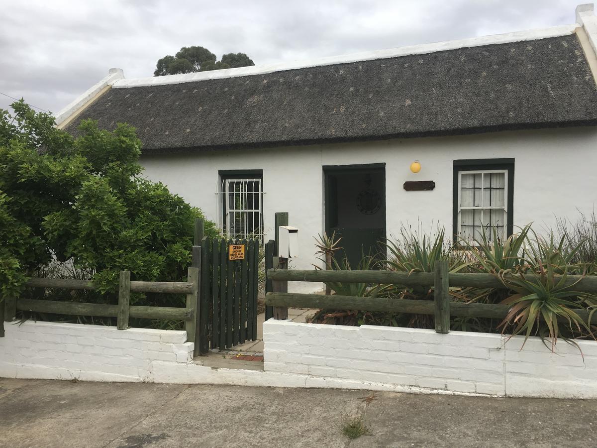 Carneddie Cottage - Main Bredasdorp Buitenkant foto